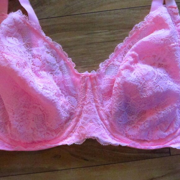 TORRID Hot Pink Unlined Lace Full Coverage Underwire Bra size 42DD - Picture 2 of 5